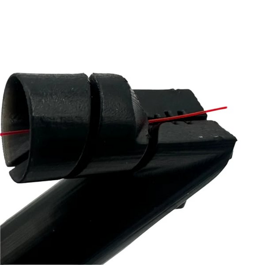 🎣 Mágneses legycsaló-befűző – ritkaföldfém mágnessel, precíz horony