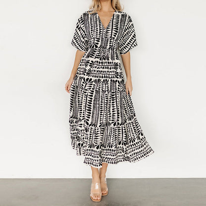 Női V-nyakú, A vonalú, lebegő ruha